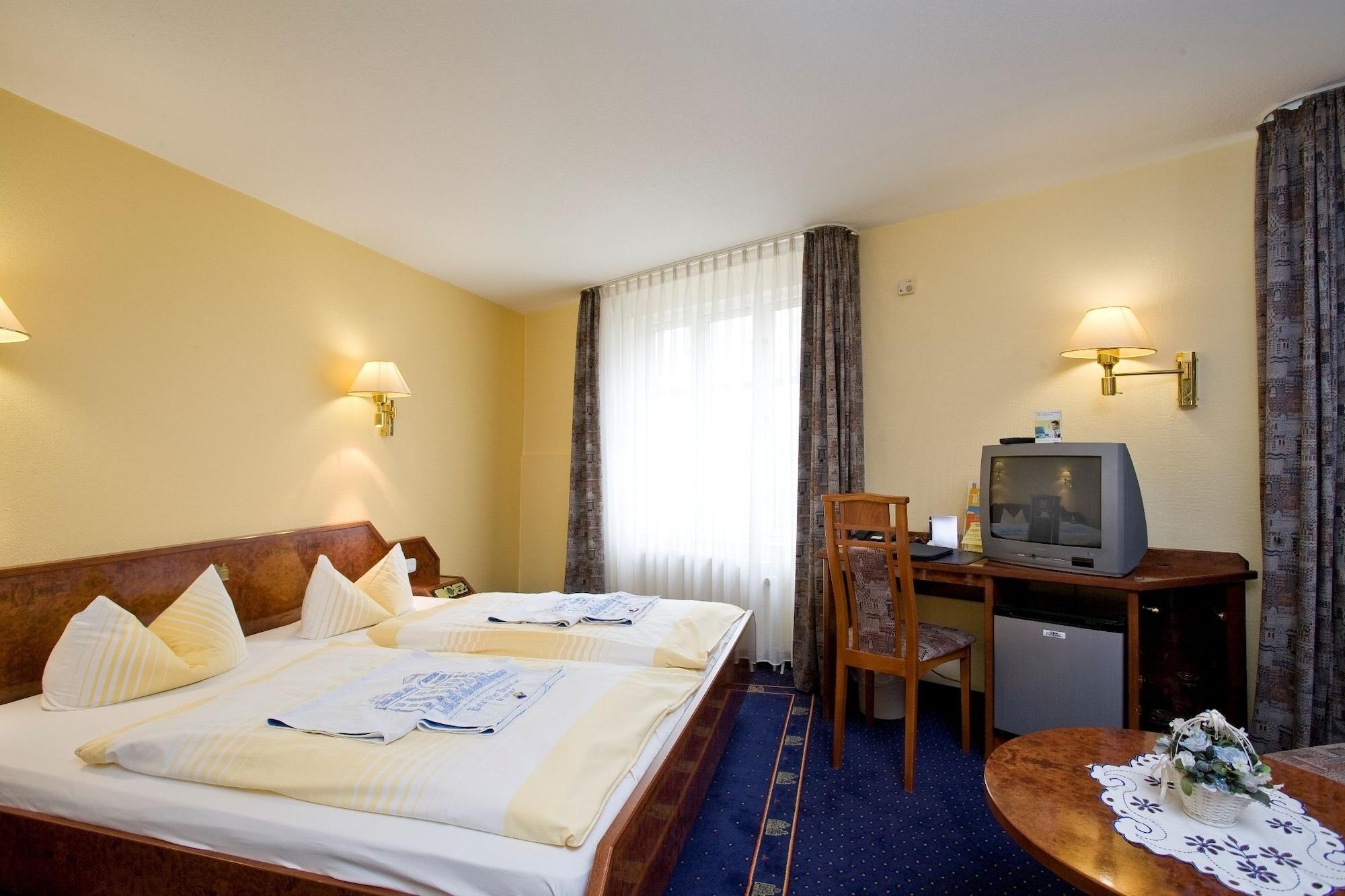City Partner Hotel Alter Speicher Висмар Экстерьер фото