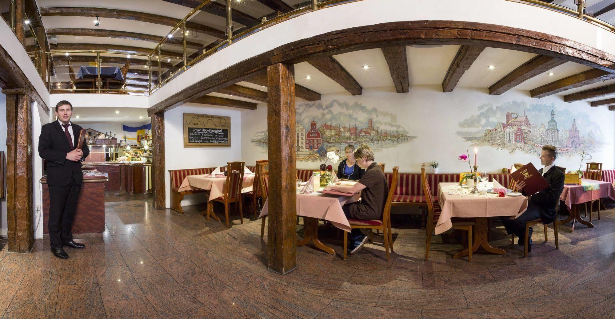 City Partner Hotel Alter Speicher Висмар Экстерьер фото